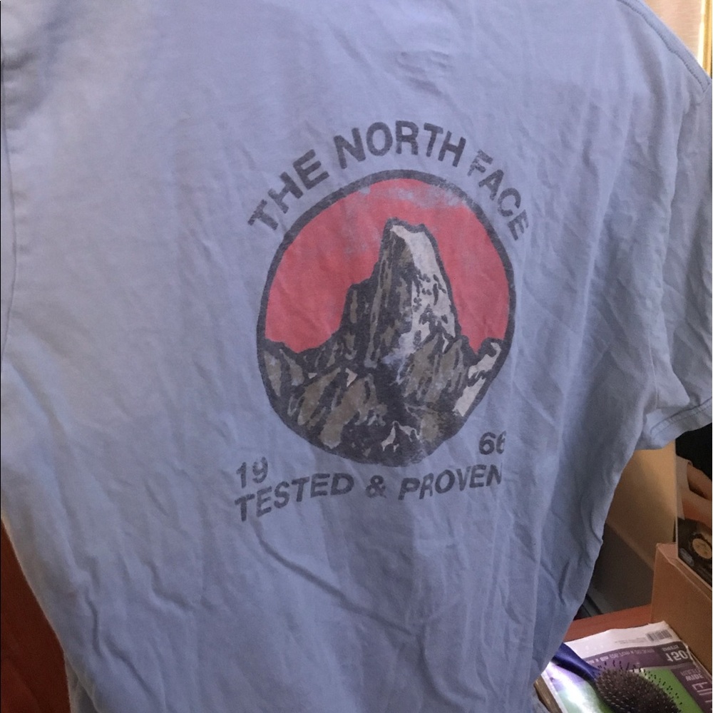 North Face men’s t-shirt